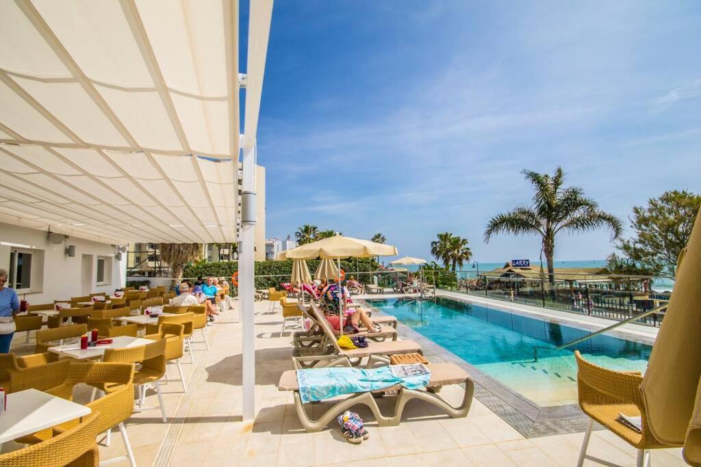 Apartmán Ocean House 1713 By Ivi Real Estate Torremolinos Exteriér fotografie